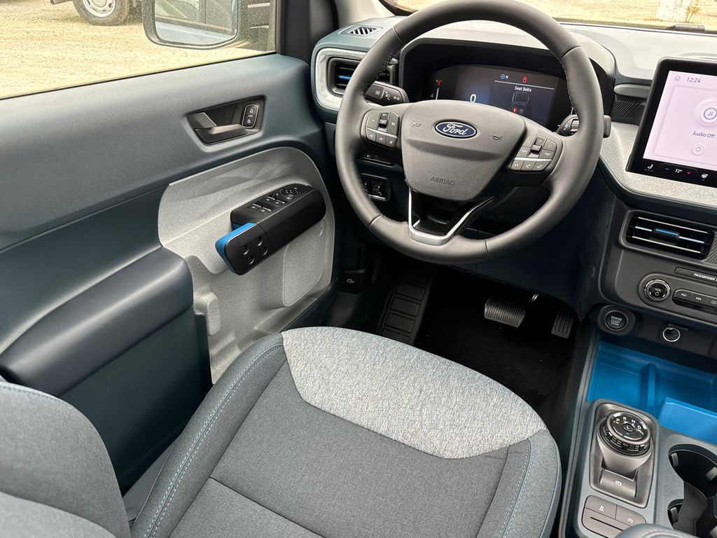 Thumbnail: 2025 Ford Maverick - 8