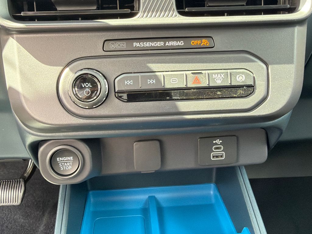 Thumbnail: 2026 Ford Maverick - 30