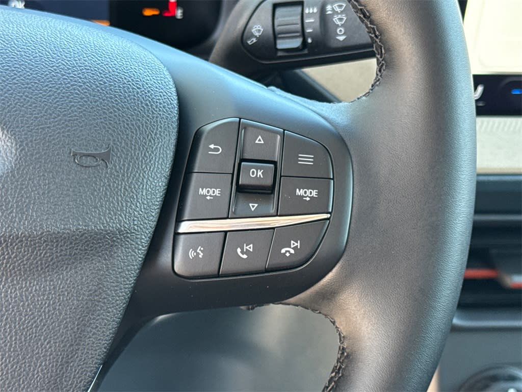 Thumbnail: 2025 Ford Maverick - 27