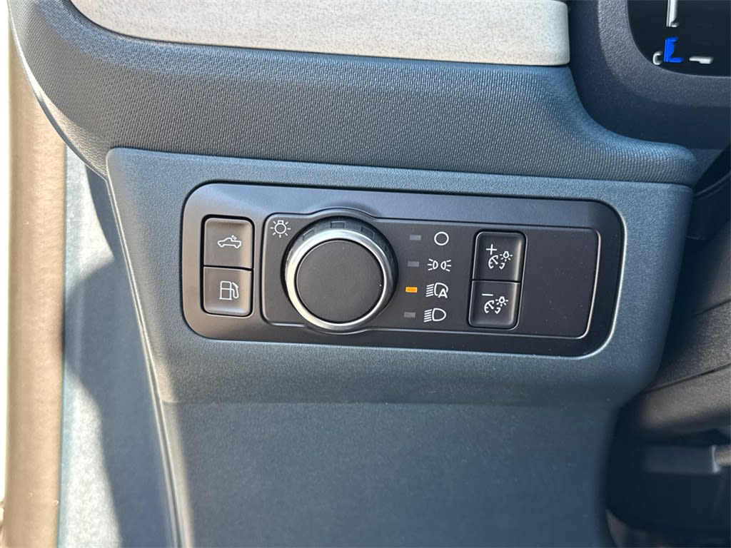 Thumbnail: 2025 Ford Maverick - 32