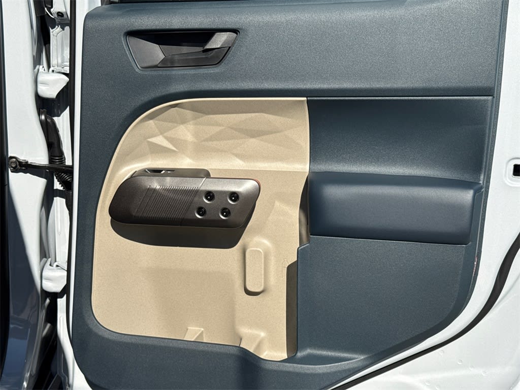 Thumbnail: 2025 Ford Maverick - 23