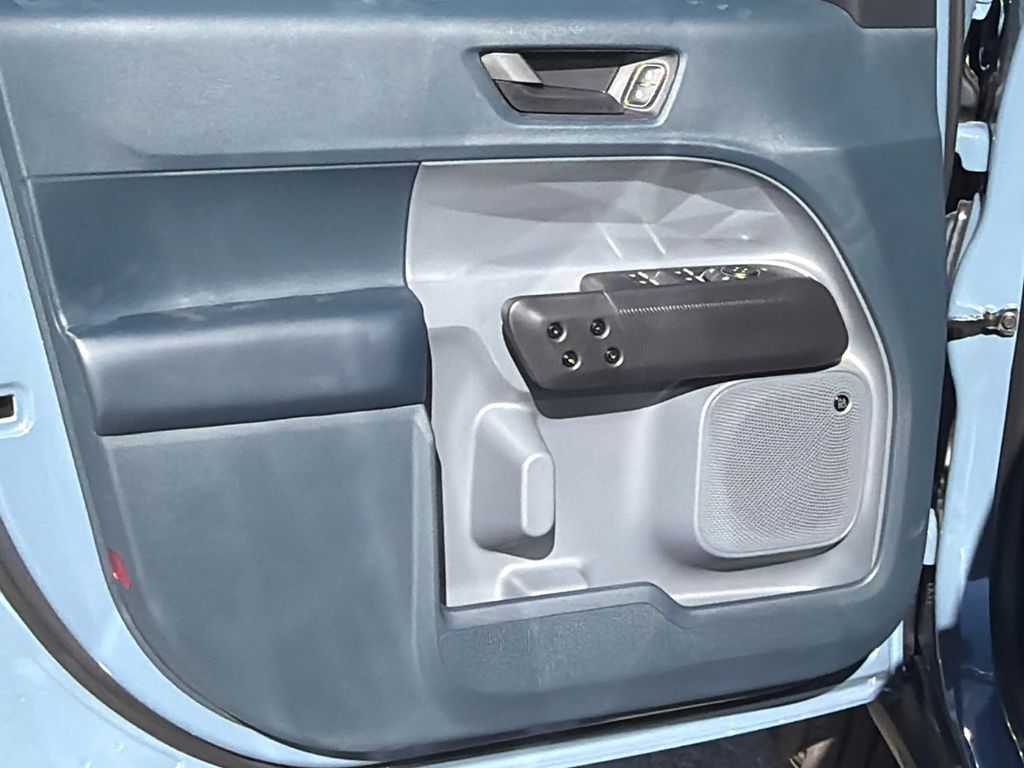 Thumbnail: 2026 Ford Maverick - 21