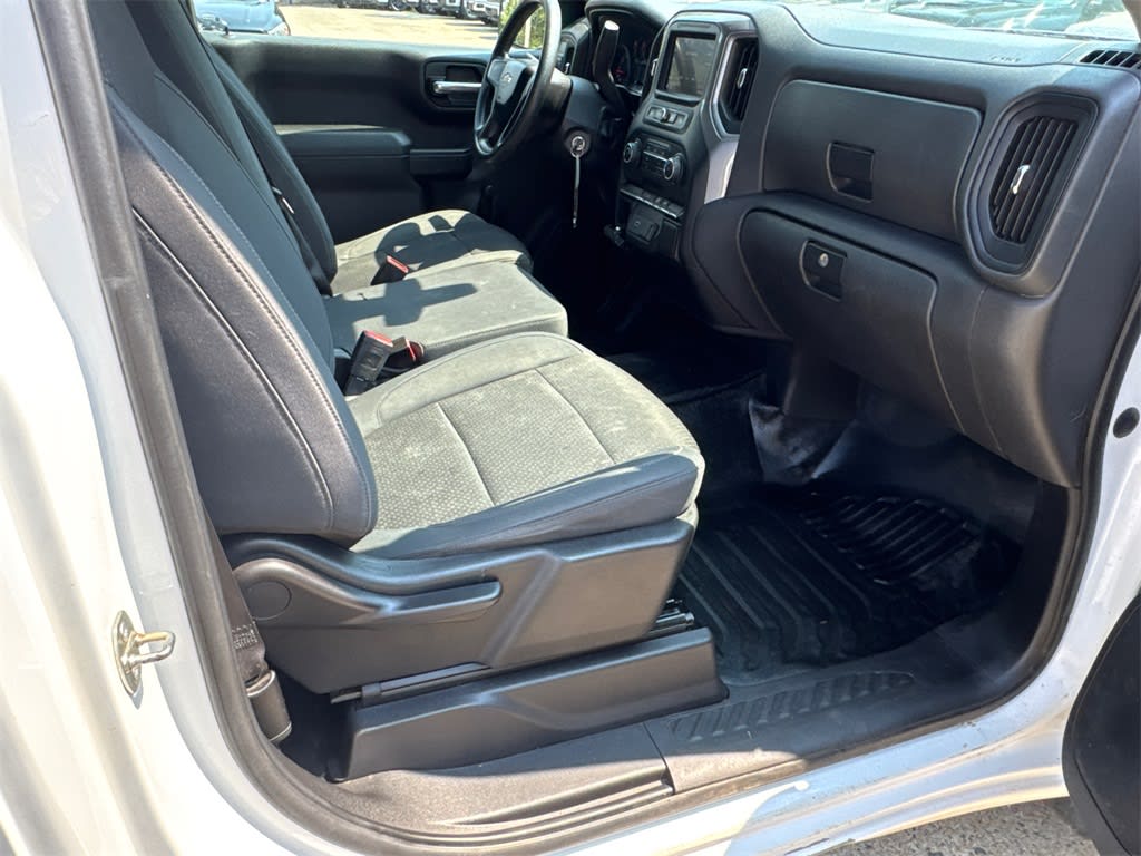 Thumbnail: 2019 Chevrolet Silverado 1500 - 19