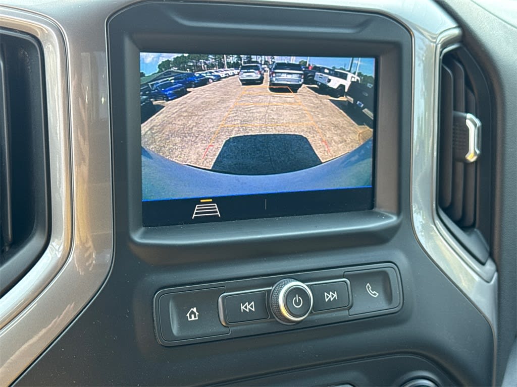 Thumbnail: 2019 Chevrolet Silverado 1500 - 21