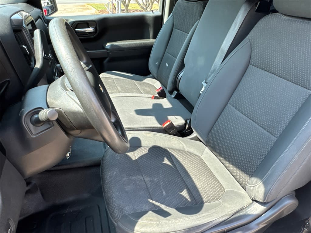 Thumbnail: 2019 Chevrolet Silverado 1500 - 9