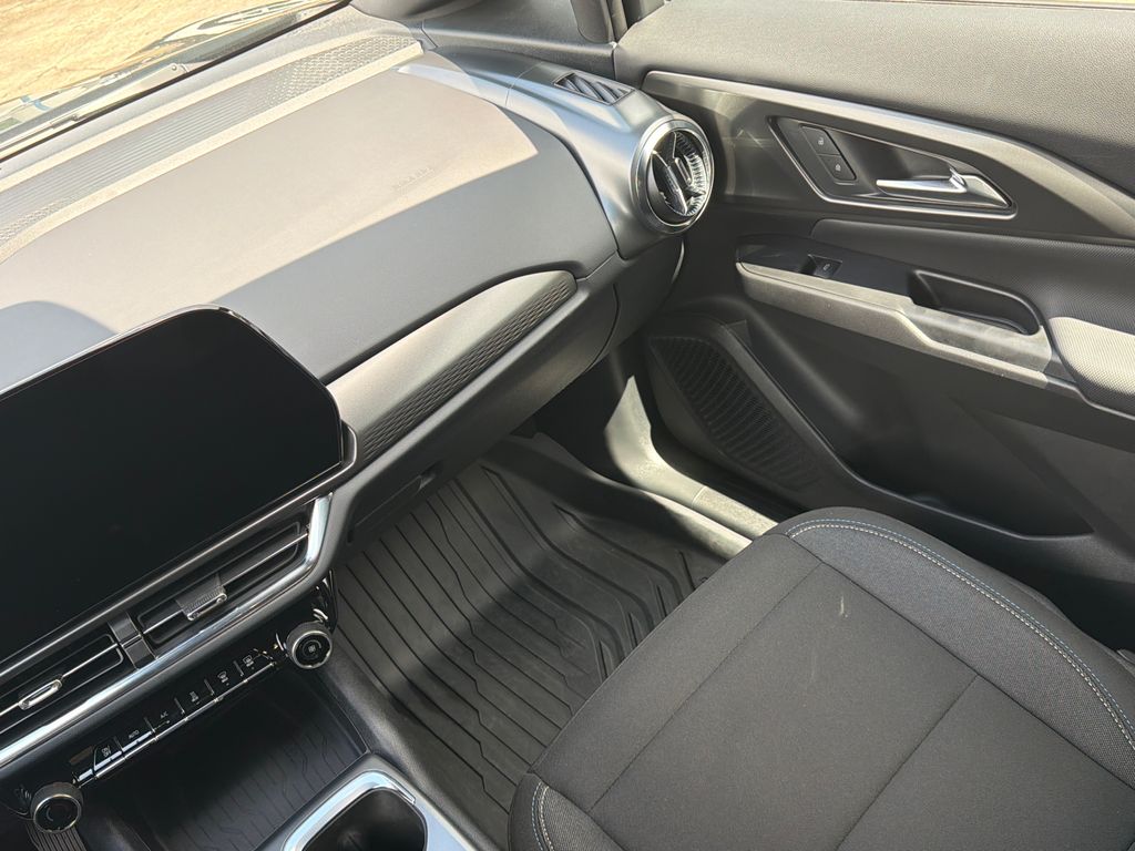 Thumbnail: 2026 Chevrolet Equinox - 23