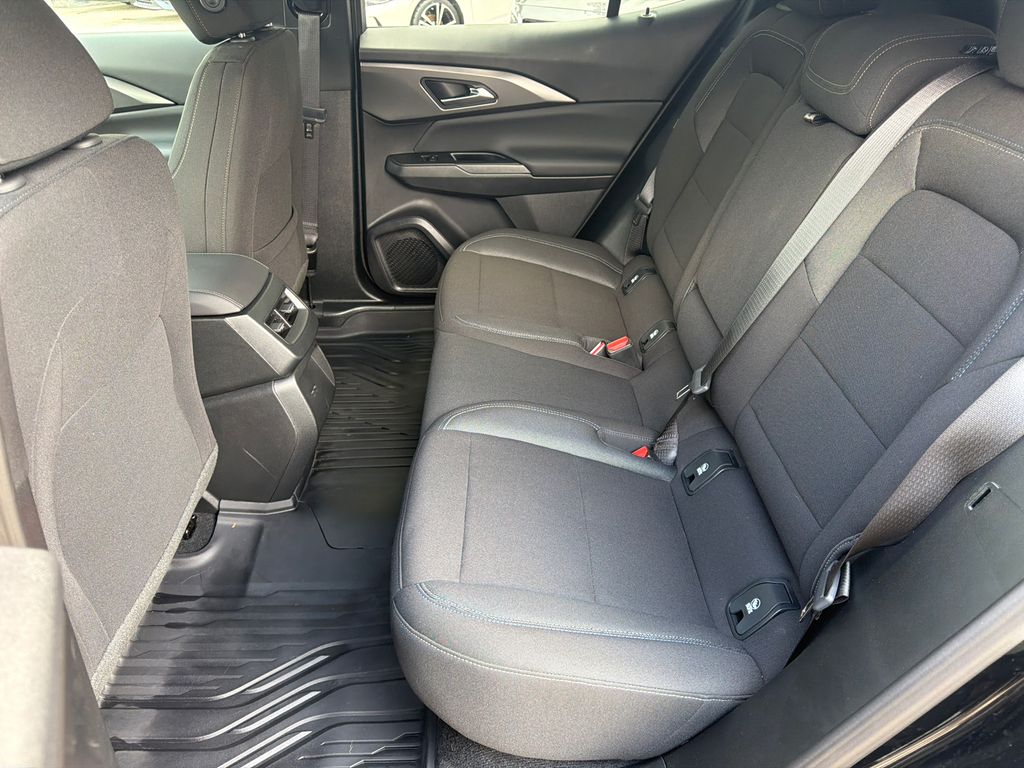 Thumbnail: 2026 Chevrolet Equinox - 22