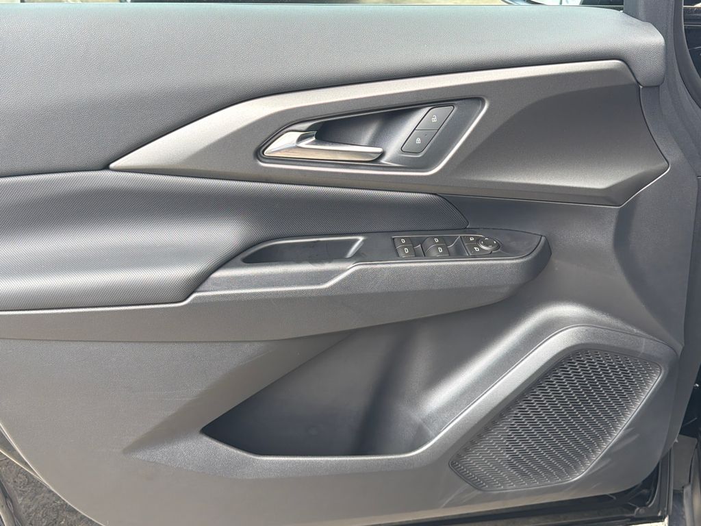 Thumbnail: 2026 Chevrolet Equinox - 19