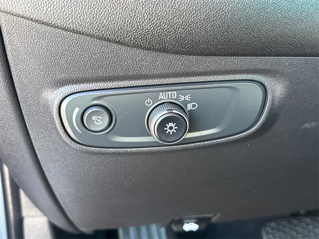 Thumbnail: 2024 Chevrolet Equinox - 34