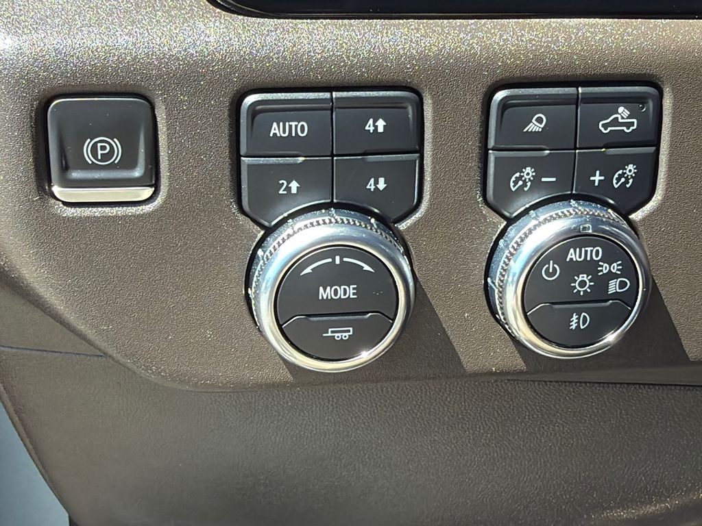 Thumbnail: 2023 GMC Sierra 1500 - 31