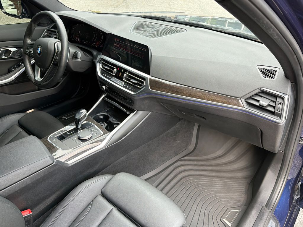 Thumbnail: 2020 BMW 3 Series - 2
