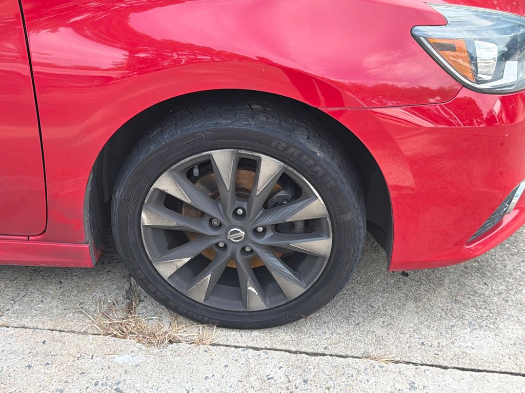 Thumbnail: 2017 Nissan Sentra - 4