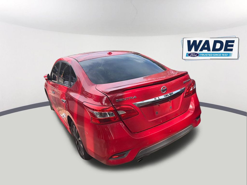 Thumbnail: 2017 Nissan Sentra - 8