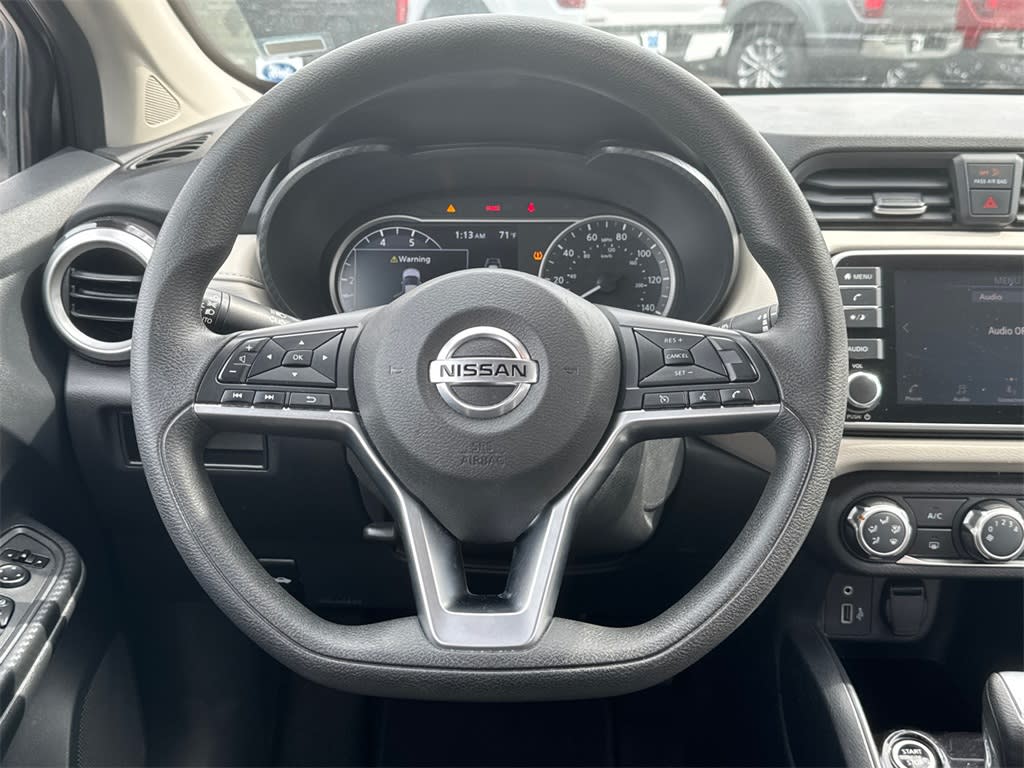 2021 Nissan Versa SV 12