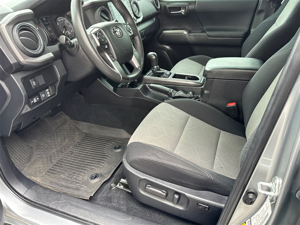 2022 Toyota Tacoma TRD Sport 9