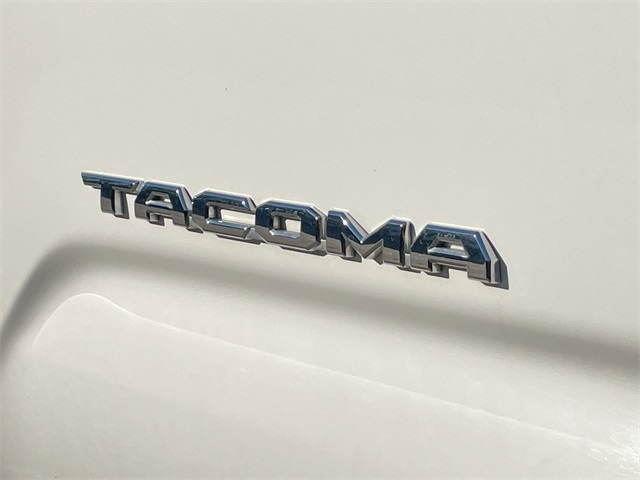 2022 Toyota Tacoma SR5 7