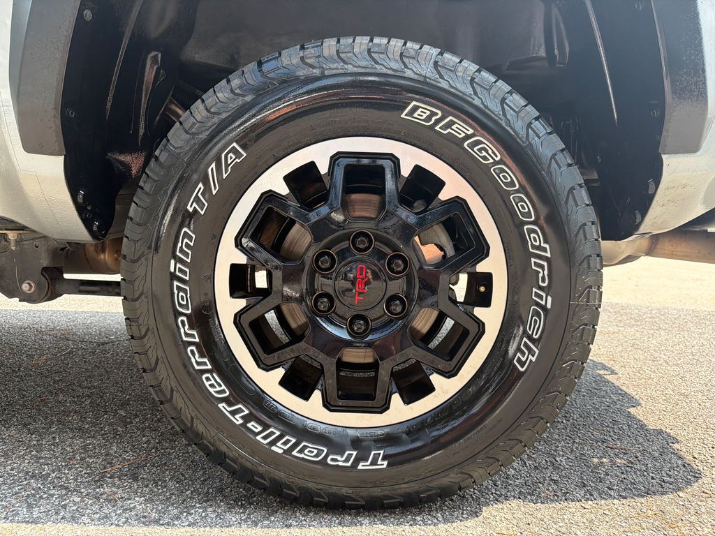Thumbnail: 2024 Toyota Tacoma - 25