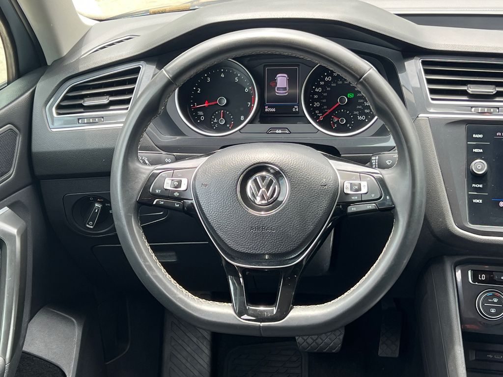 Thumbnail: 2021 Volkswagen Tiguan - 8