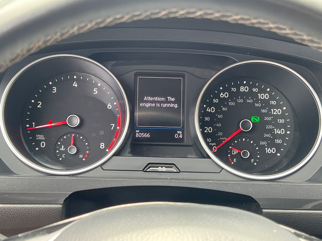Thumbnail: 2021 Volkswagen Tiguan - 14