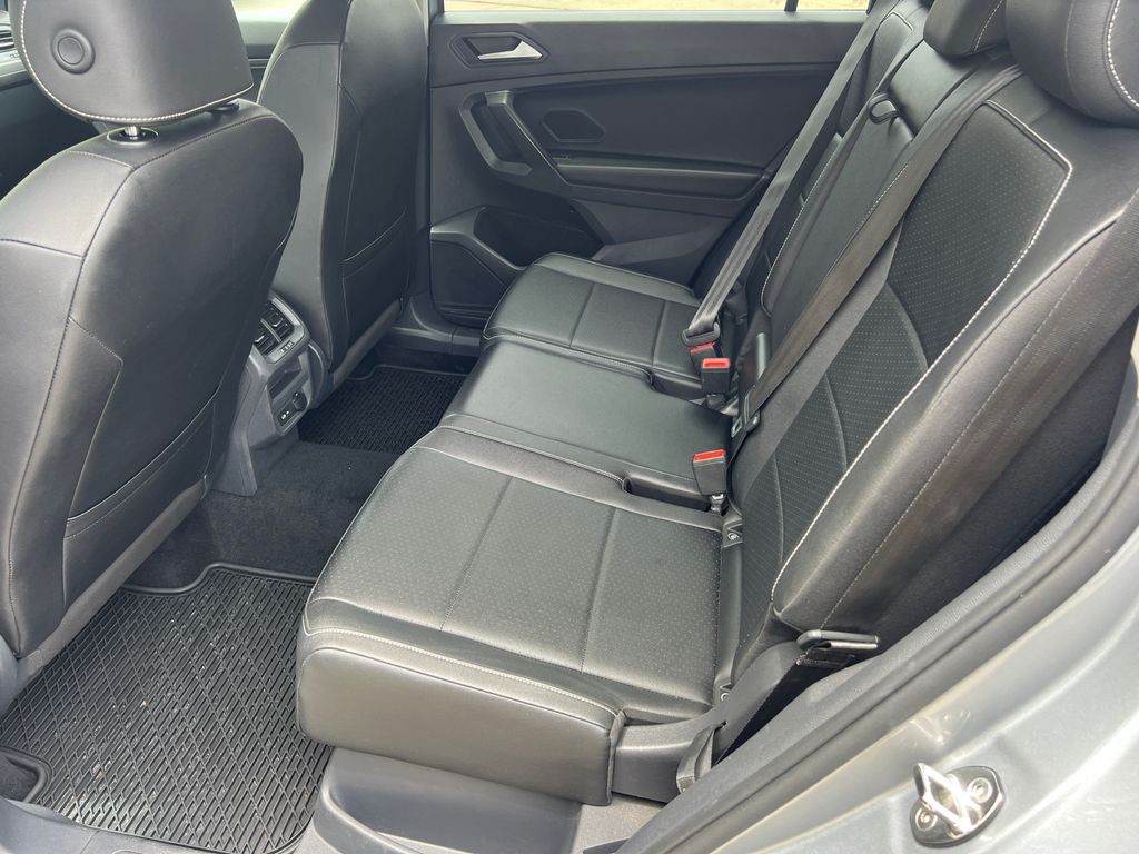 Thumbnail: 2021 Volkswagen Tiguan - 28