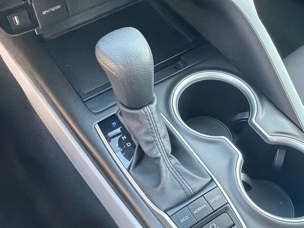 Thumbnail: 2024 Toyota Camry - 15