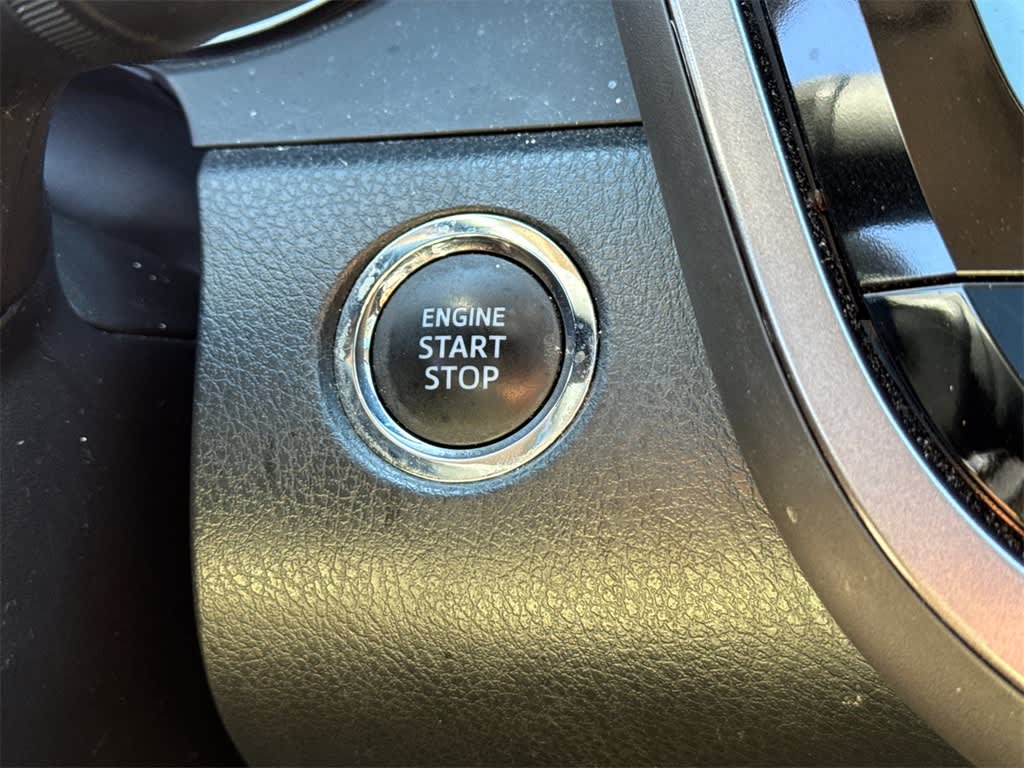 Thumbnail: 2021 Toyota Camry - 30