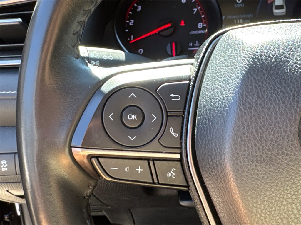 Thumbnail: 2021 Toyota Camry - 24