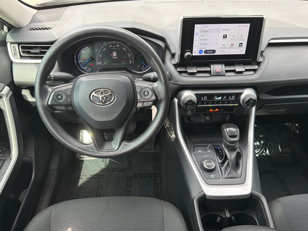 Thumbnail: 2024 Toyota RAV4 - 11