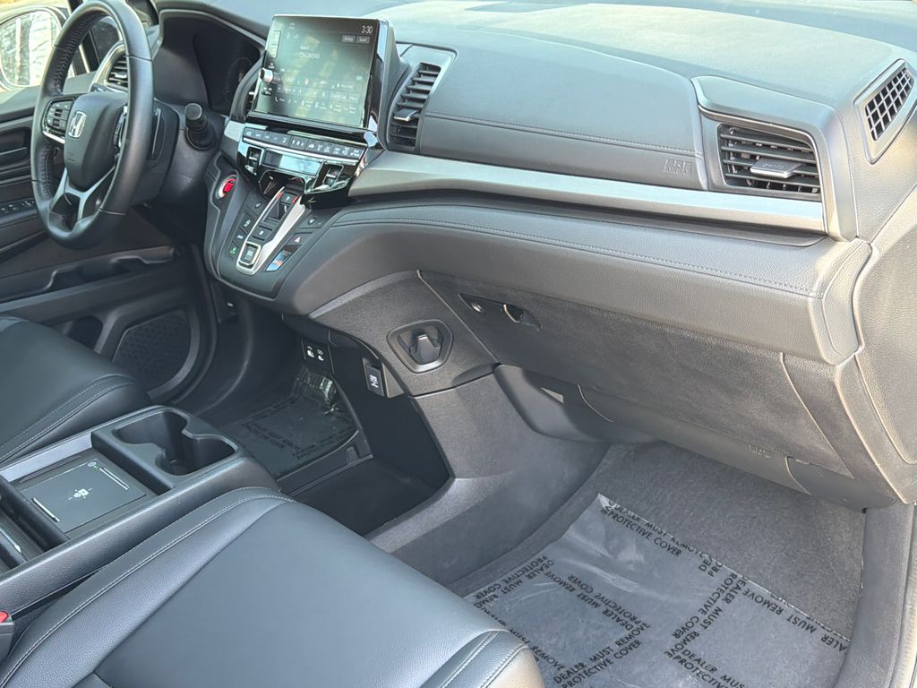 Thumbnail: 2025 Honda Odyssey - 2