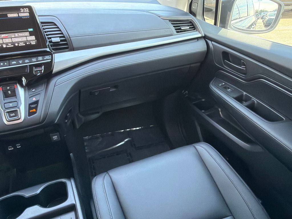 Thumbnail: 2025 Honda Odyssey - 24