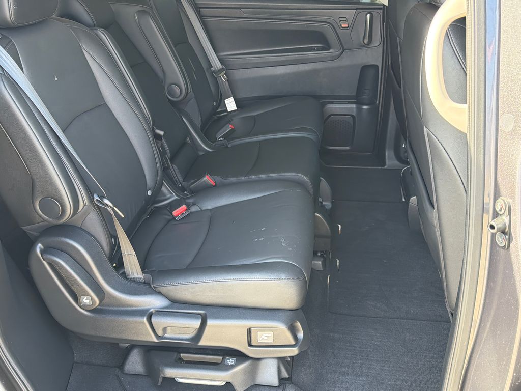 Thumbnail: 2025 Honda Odyssey - 10