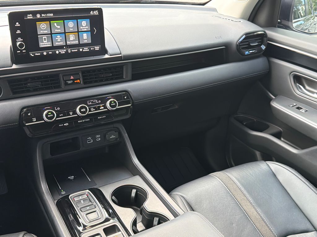 Thumbnail: 2024 Honda Pilot - 15