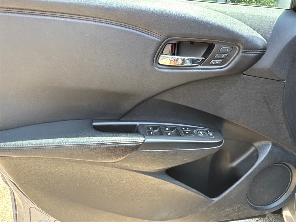 Thumbnail: 2015 Acura RDX - 22