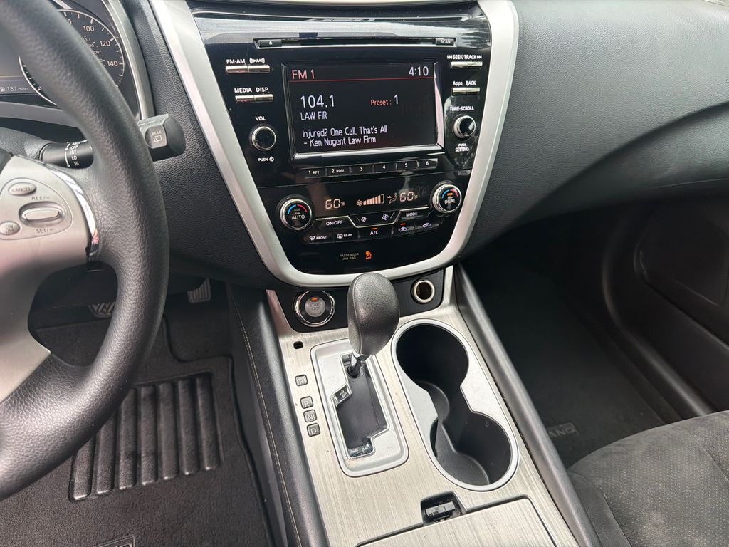 Thumbnail: 2016 Nissan Murano - 15