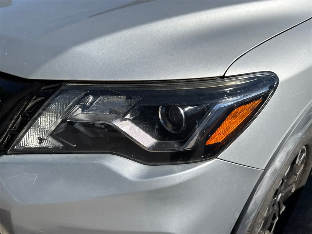 Thumbnail: 2020 Nissan Pathfinder - 8