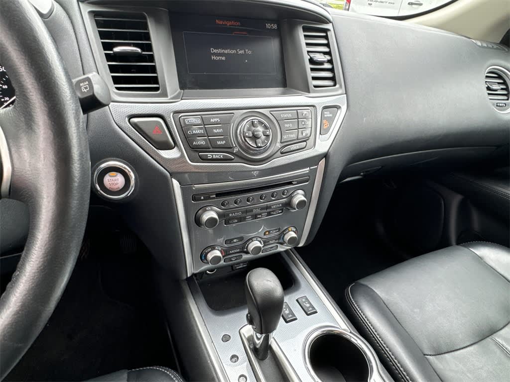 2020 Nissan Pathfinder SL 13