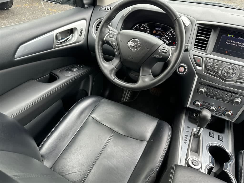 2020 Nissan Pathfinder SL 8