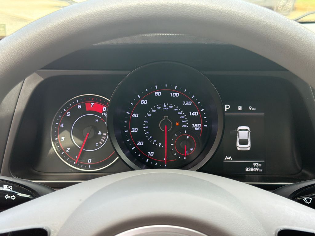 Thumbnail: 2022 Hyundai Elantra - 15