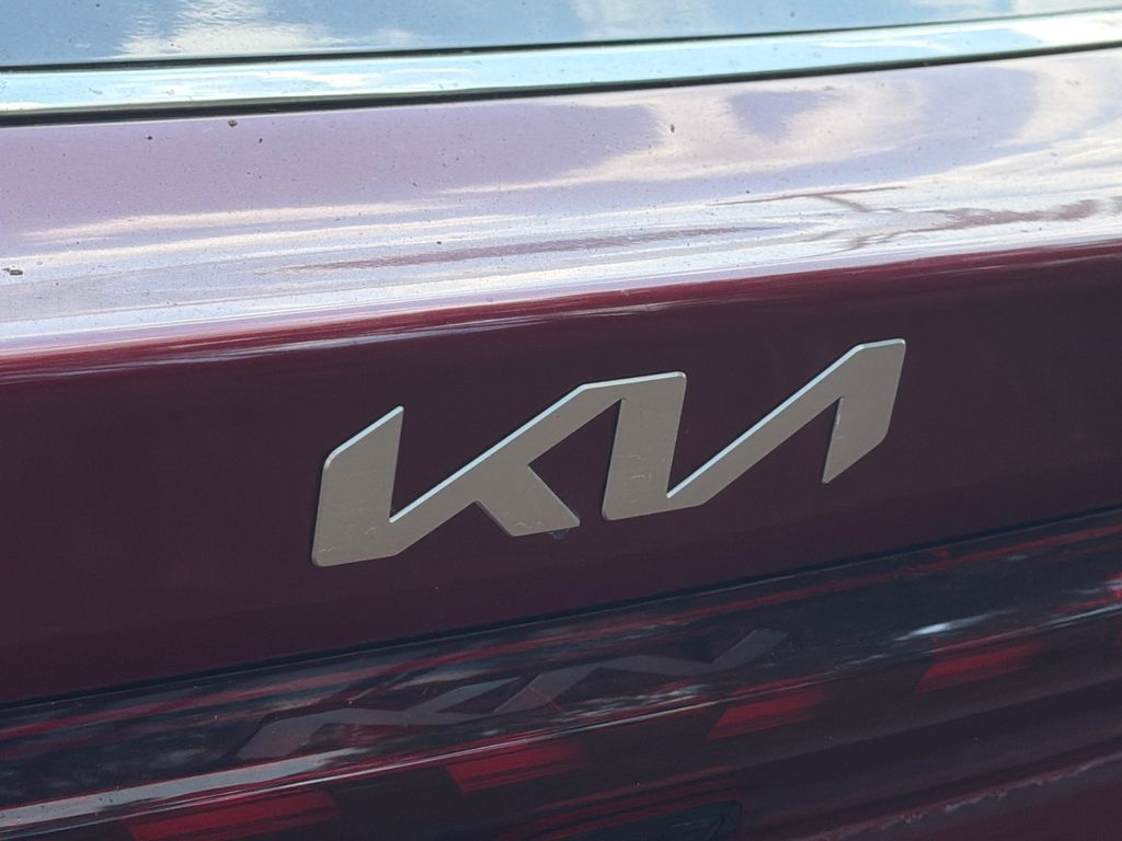 Thumbnail: 2022 Kia K5 - 4