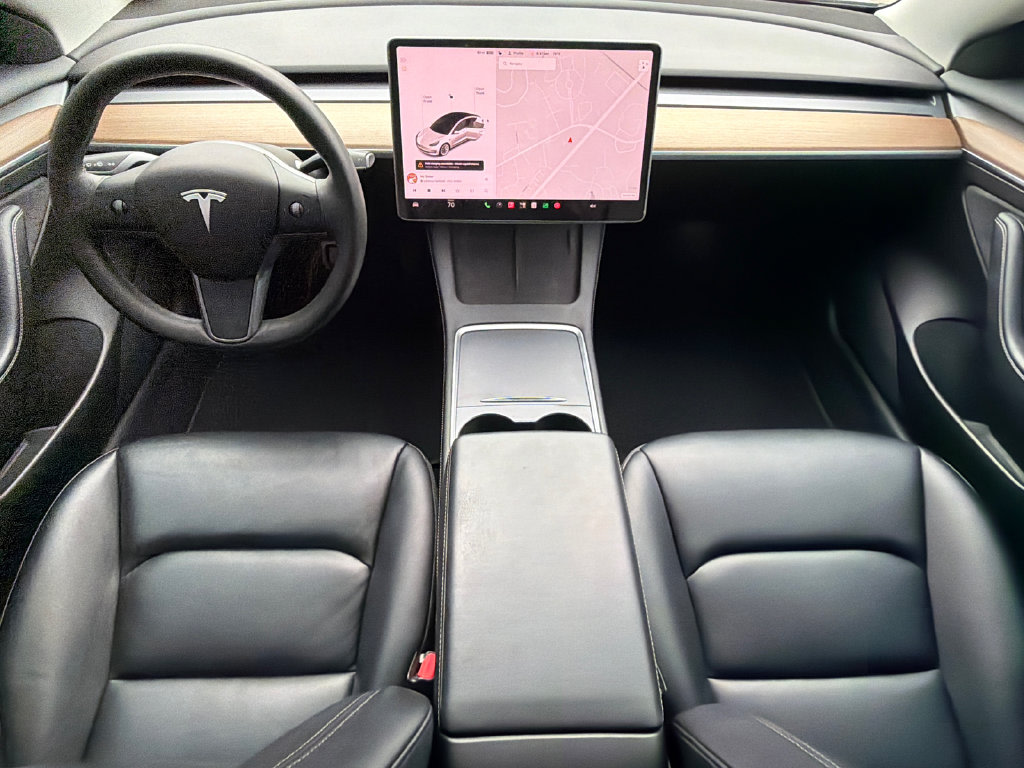 Thumbnail: 2022 Tesla Model 3 - 9