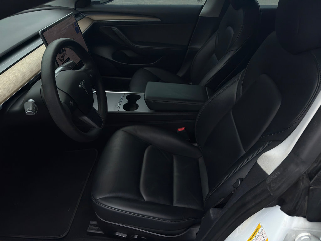 Thumbnail: 2022 Tesla Model 3 - 10