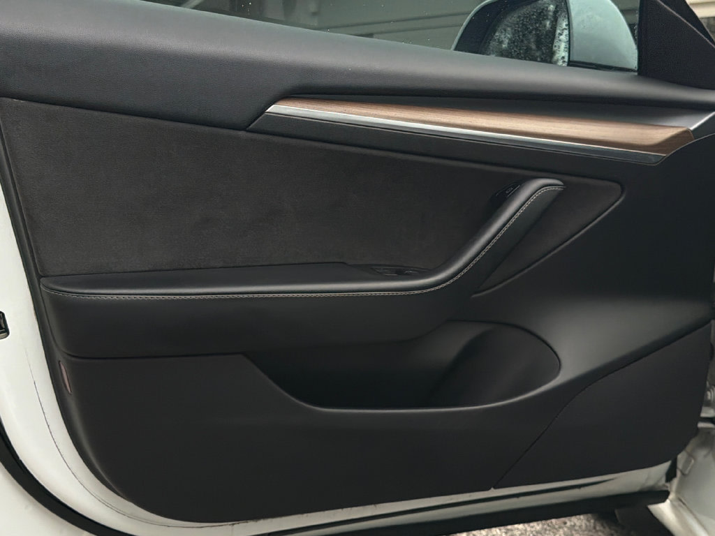 Thumbnail: 2022 Tesla Model 3 - 22