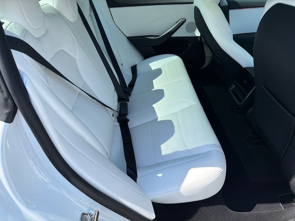 Thumbnail: 2024 Tesla Model 3 - 22