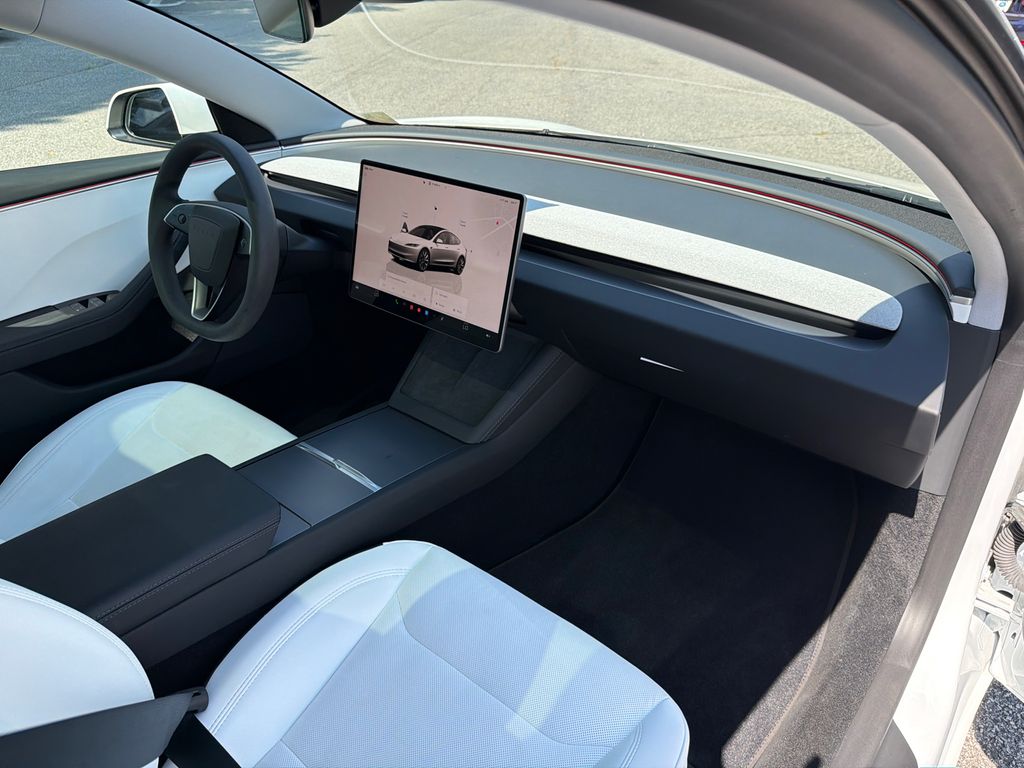 Thumbnail: 2024 Tesla Model 3 - 2