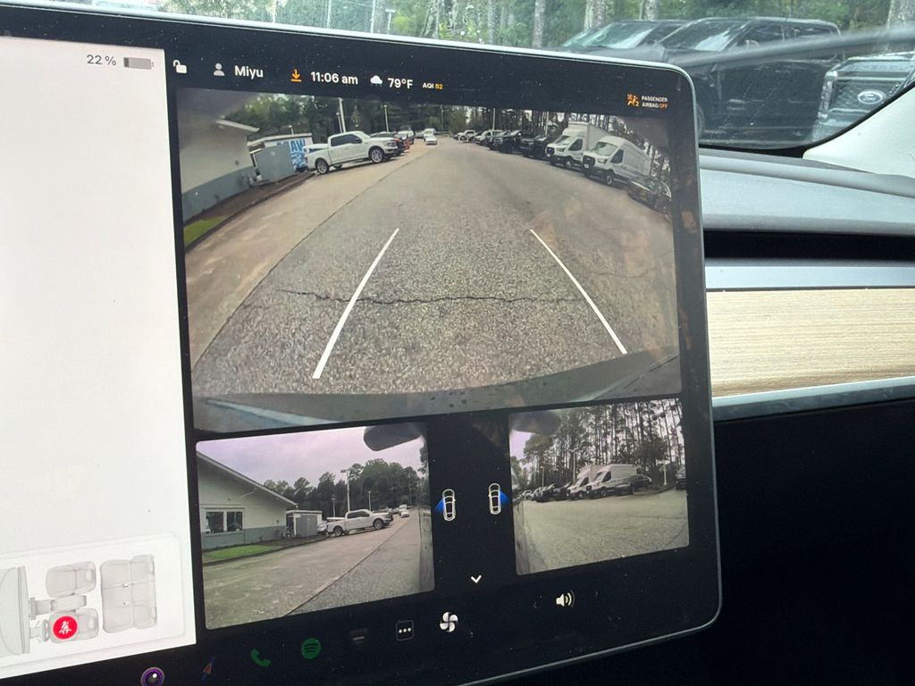 Thumbnail: 2022 Tesla Model 3 - 27
