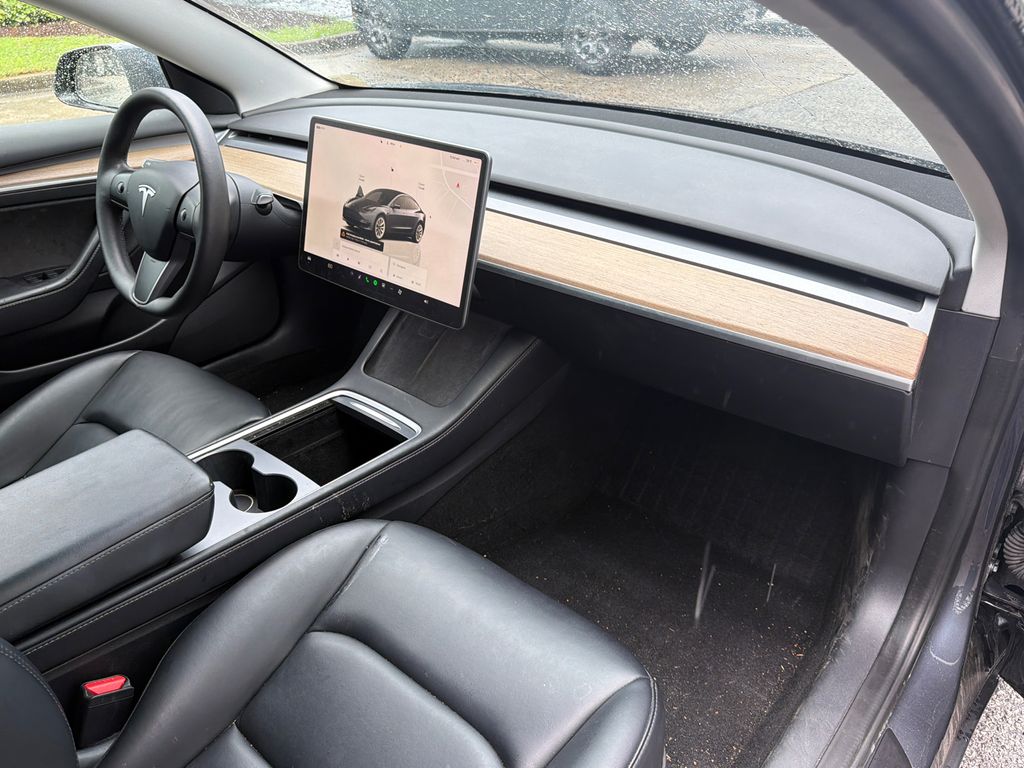 Thumbnail: 2022 Tesla Model 3 - 2