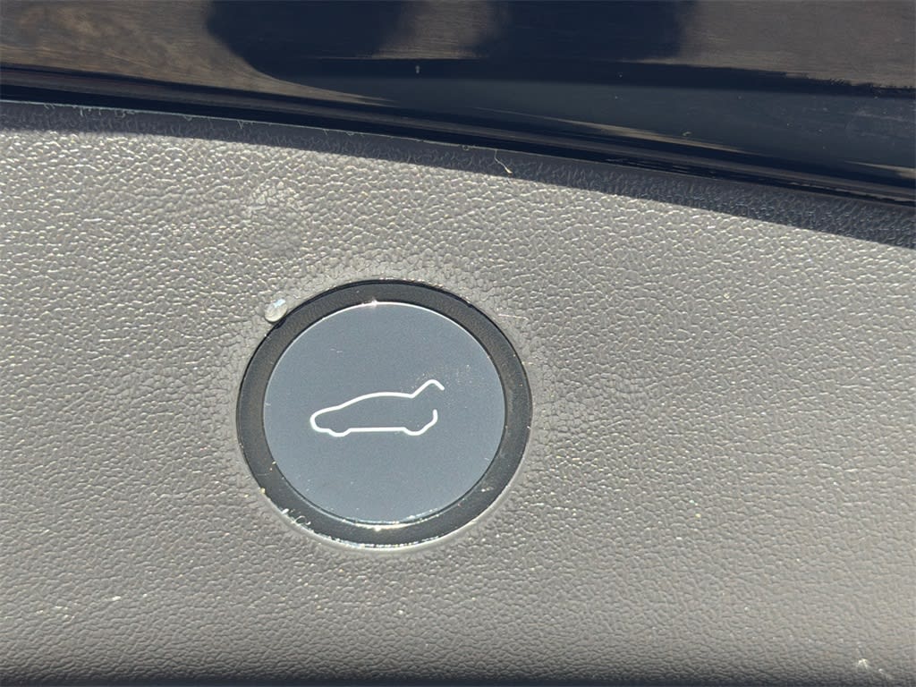 Thumbnail: 2022 Tesla Model 3 - 20