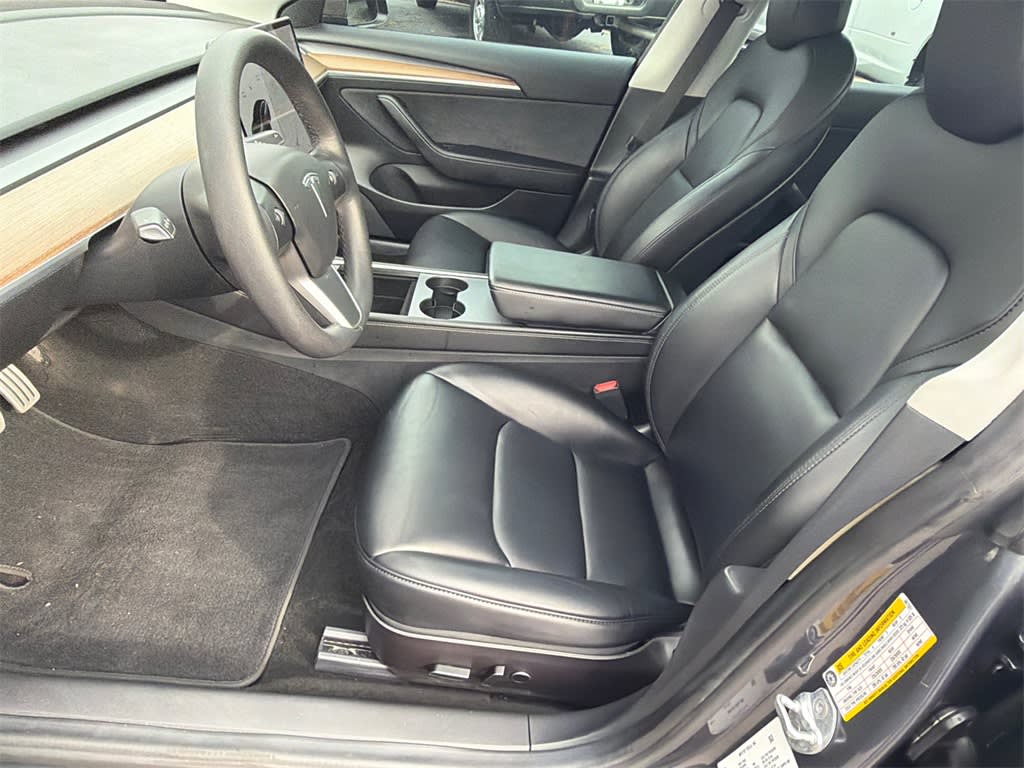 Thumbnail: 2021 Tesla Model 3 - 8