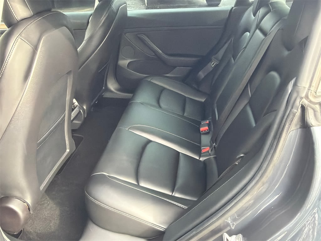 Thumbnail: 2021 Tesla Model 3 - 10