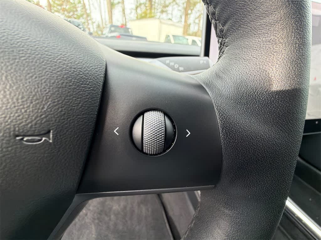 Thumbnail: 2021 Tesla Model 3 - 25